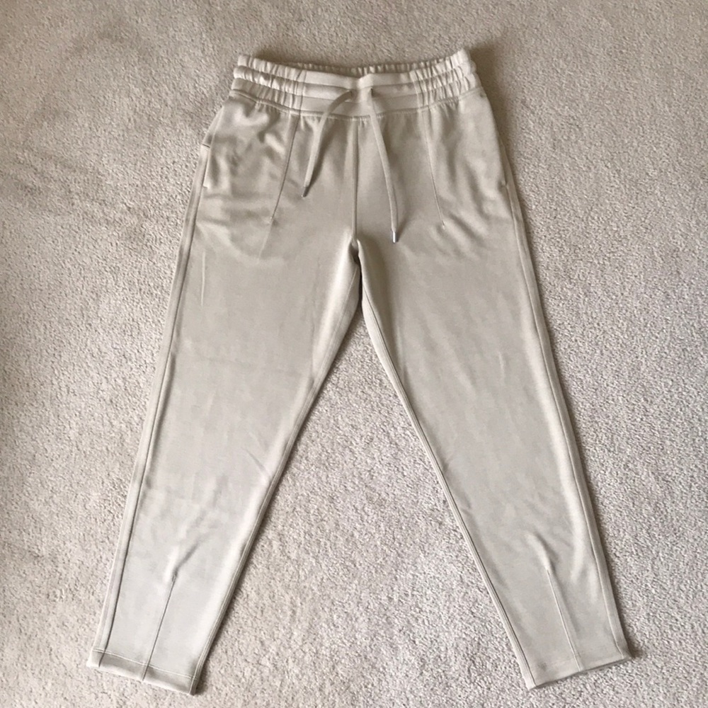Lululemon Soft Ambitions High Rise Jogger - Picture 3 of 5
